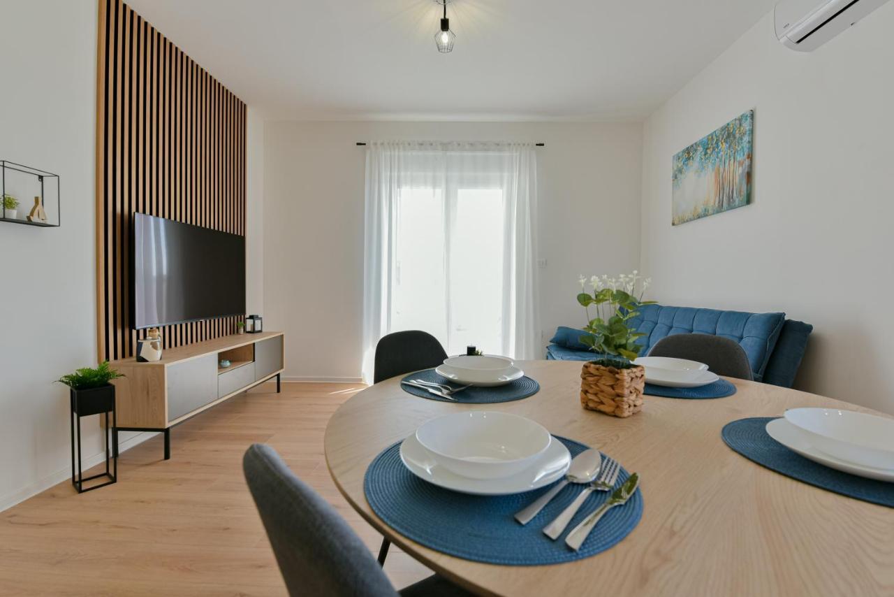 Apartments Noa Sukošan Exteriör bild